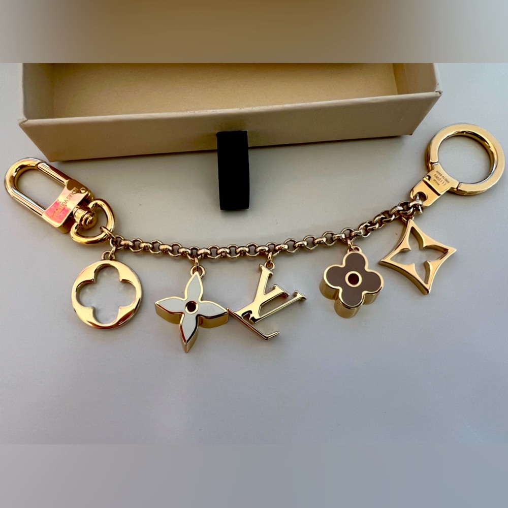 Louis Vuitton Fleur de Monogram Bag Charm Chain